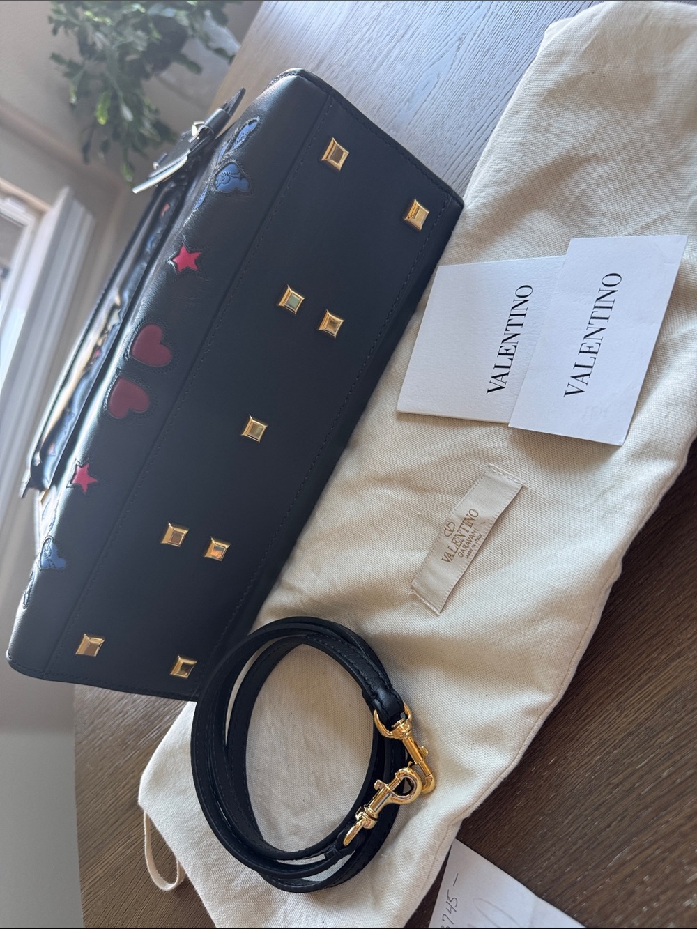 Runway Valentino Rockstud Butterfly Bag - Picture 8 of 17